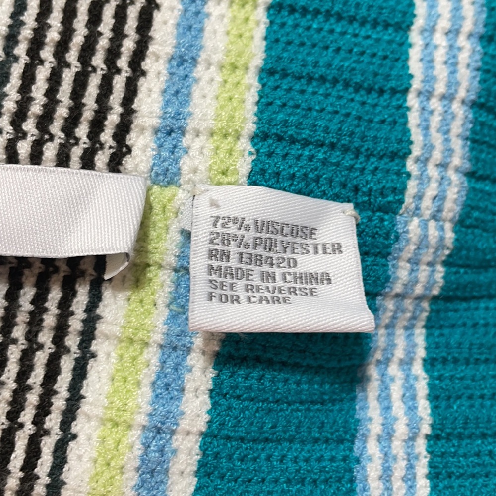 Per Se Patterned Scarf NWOT - Picture 7 of 7